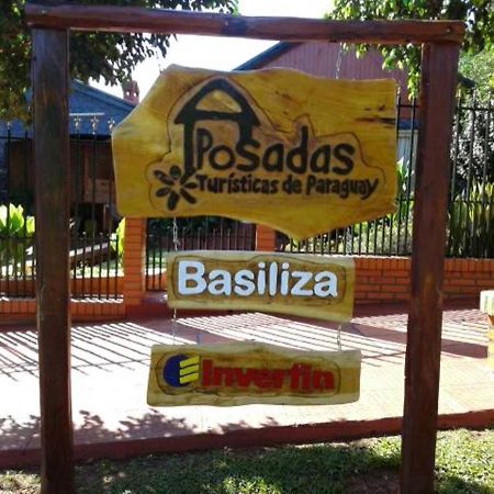 Posada Basiliza, Encarnacion Py المظهر الخارجي الصورة