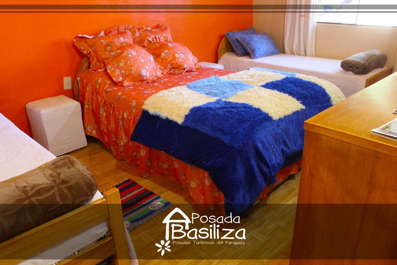 Posada Basiliza, Encarnacion Py المظهر الخارجي الصورة