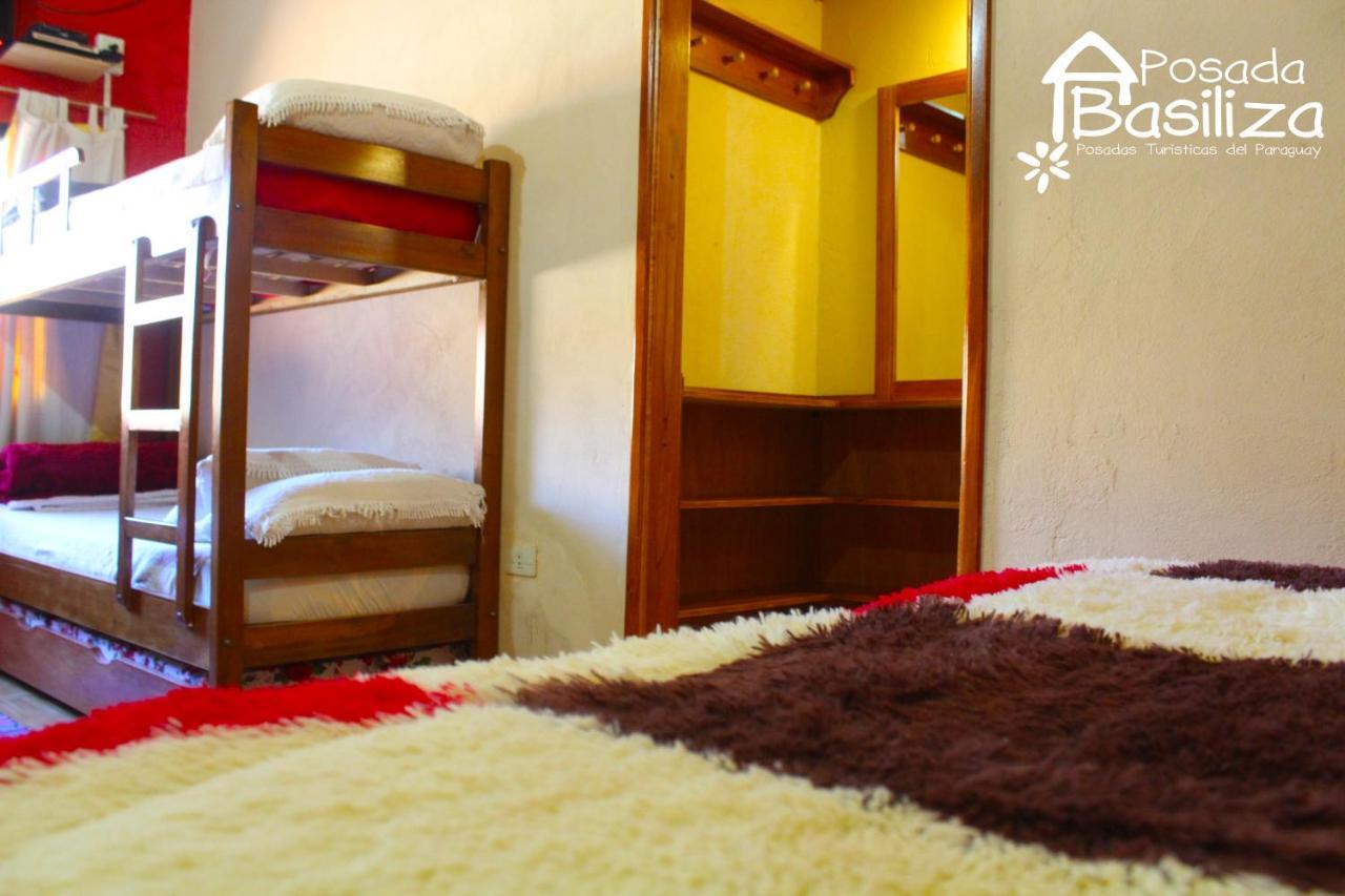Posada Basiliza, Encarnacion Py المظهر الخارجي الصورة