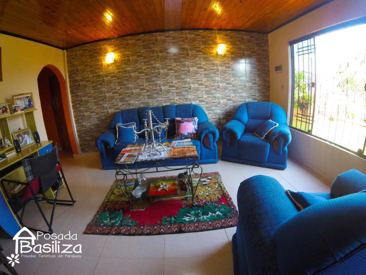 Posada Basiliza, Encarnacion Py المظهر الخارجي الصورة