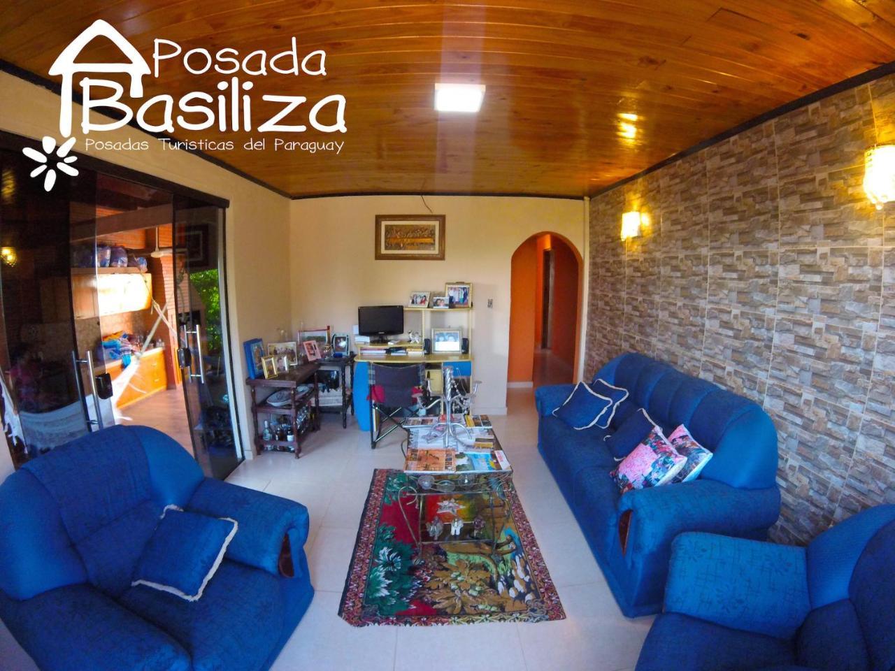 Posada Basiliza, Encarnacion Py المظهر الخارجي الصورة