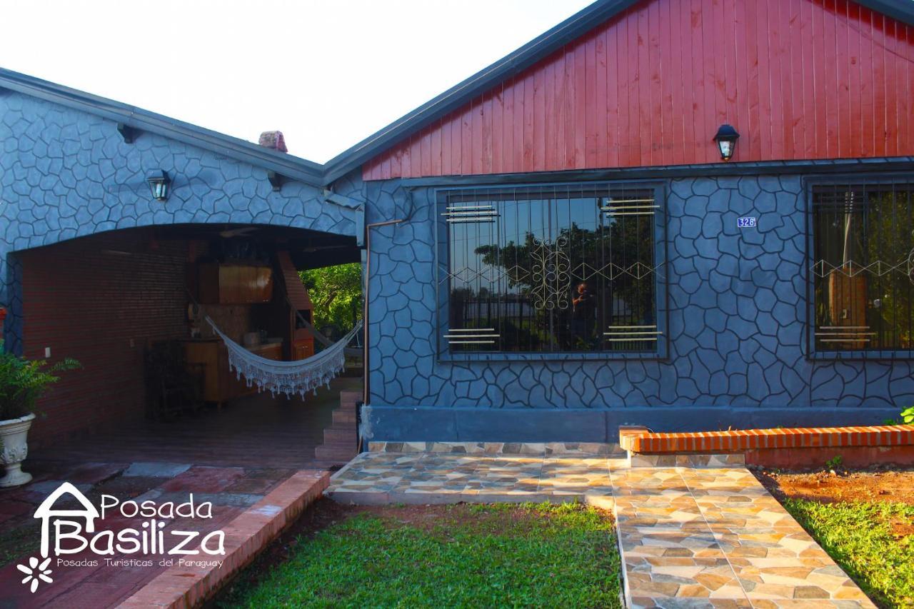 Posada Basiliza, Encarnacion Py المظهر الخارجي الصورة
